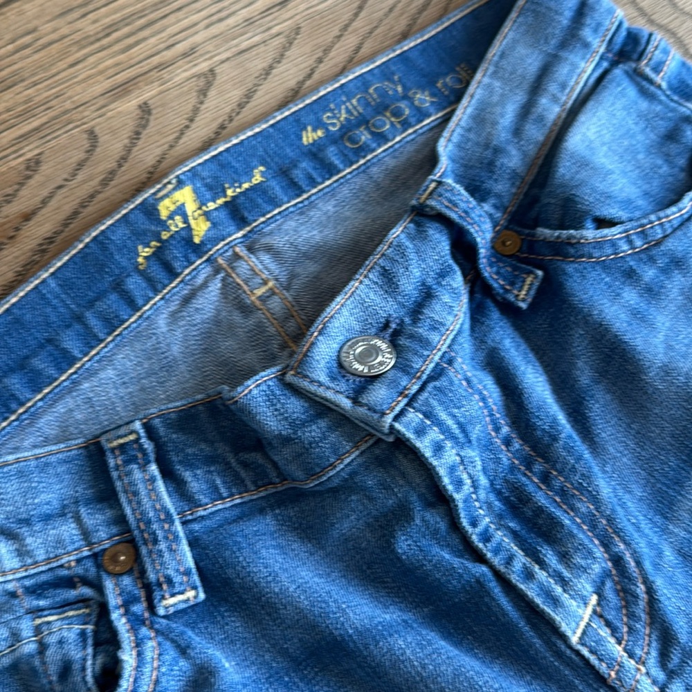 7 for all mankind sz 26 crop